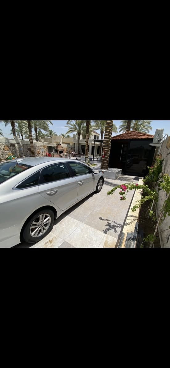 هونداي سوناتا 2016سياره جاهزه او جديده رقم سنويه هزه كله جديد بسمي تحويل ثاني يوم عنوان بغداد الشعب عارضه اب 120و بيه مجال رقمي ***********
