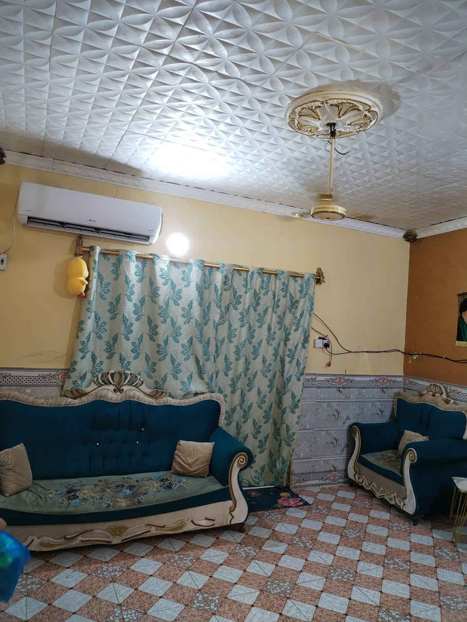 بيت للبيع المساحه 100 متر العنوان ناصريه قرب كراج بغداد مقابل البيطره دور الزراعه يماي الحلو السعر 42 وفي مجال ابوي وصل من البلديه خدمات موجوده ماي وكهرباء ومجاري دفن ومدرسه قريبه وشراي يتدلل ***********
