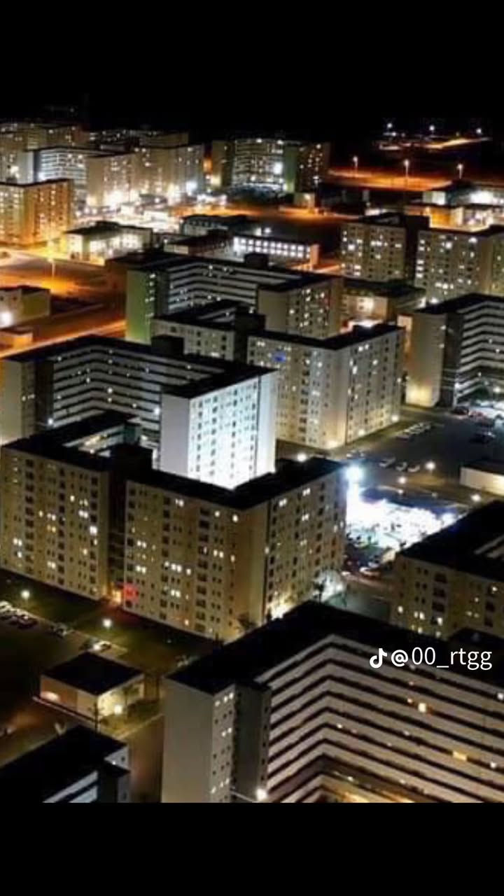 سلام عليكم
للبيع140غربي  مجمع A4 طابق4 استلام مباشر بيها كاونتر تفصال تخم قنفات 5سبالت غرف نوم بيها ديكورات مغربية مدفوعة كاش تتكاتب وياه صاحب شقة يحولها مباشر باسمك 
***********
