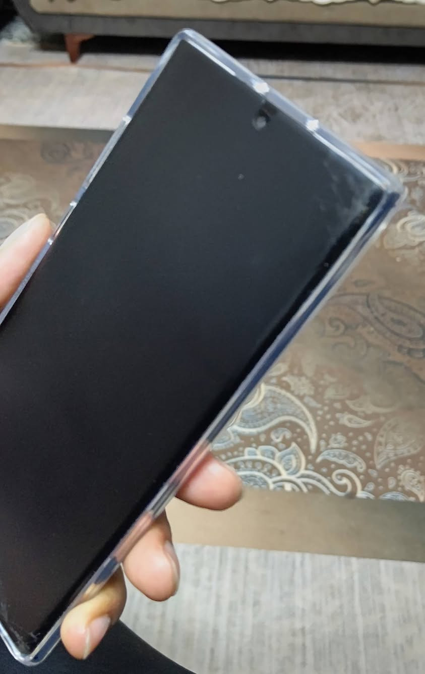 سامسونك نوت 10 بلس بيه عده فطور بشاشه 
مراوس بايفون او بيع 175 وبيه مجال مكاني بغداد ***********
