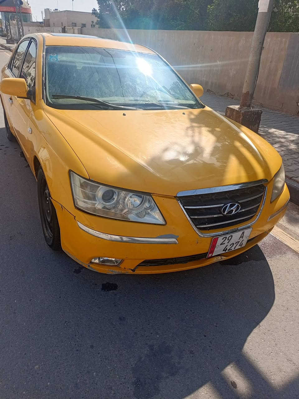 السلام عليم سوناتا 2009 ماكينه 6 سلندر غاز بانزين مكانها واسط كوت ورقمها واسط ضربتها بتكمه الفوك باب العبري لبيع عارضها 77 وبيها مجال اليحب يتصل ***********
