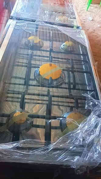 يعلن معرض ومزاد البركه عن وصول وجبه طباخات من ارقى مناشا العالميه يونوفر سال ايديال  طباخات فريش كريازي اي استفسار اتصل ع *********** او مراسلت الصفحه
