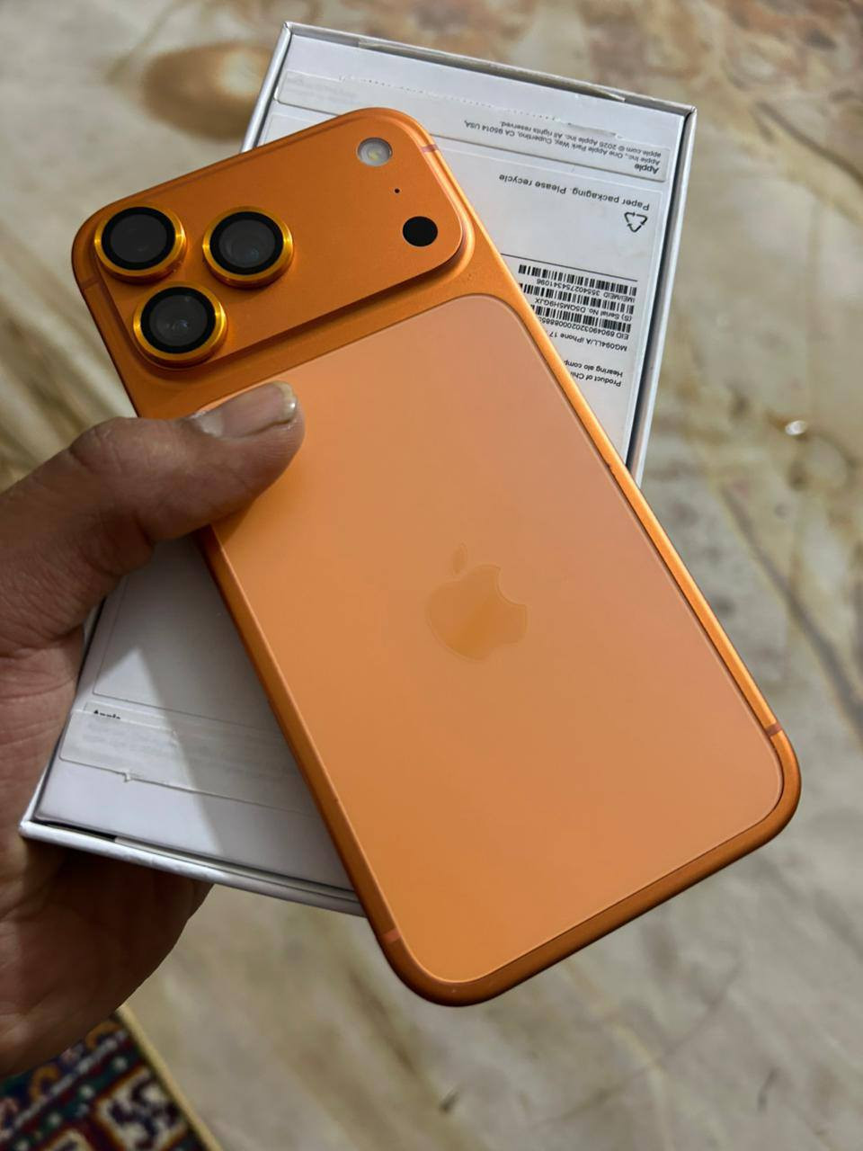 السلام عليكم 17 برو ماكس كوبي جديد صار اسبوع من اخذتة الجهاز كلش حلو او خوش جهاز حتة ببجي ايشغل مثل الصلي 100 بل 100 سعرة 200 عنواني بغداد مدينت الصدر وات ساب ***********
