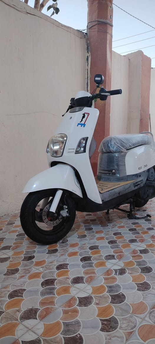 سلام عليكم
دراجة ماكس بوليس
 صارلها 15 يوم من نزلتها رمبه
دراجة رزنه بلمشي ونضيفة كلش مامتعوبه خلاص انضف من الصور  كفرات بلادي مكينه بلاديه ختم الكفرات ويه المكينه
بيها منفيس
السعر ( مليون و100) وبيها مجال حگ الجيه
العنوان ديالى بعقوبة مدخل الرازي هذا الرقم فقط بي واتساب 7715534672 وحياكك الله


**إذا كنت صاحب هذا الإعلان وتريد حذفه لأي سبب، رجاءا أرسل رسالة إلى الدعم الفني**