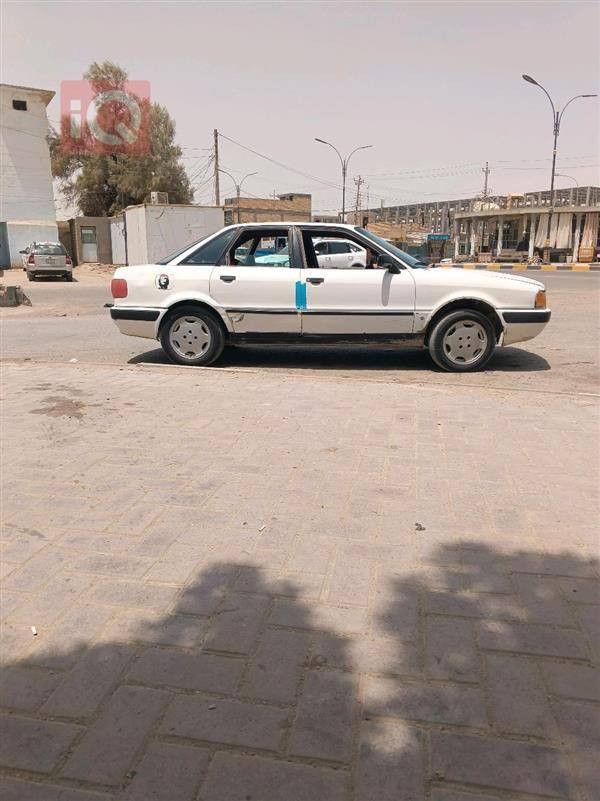 سلام عليكم ودي لبيع مكانه بلخضر ***********سعر32وبيه مجال
