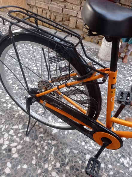 اسلام عليكم حبايب بايسكل للبيع مال رنبه صاره 8 تيام من نزلته من الرنبه لونه مميزه وكلش جديد السعر 120 مكاني حي اور ***********
