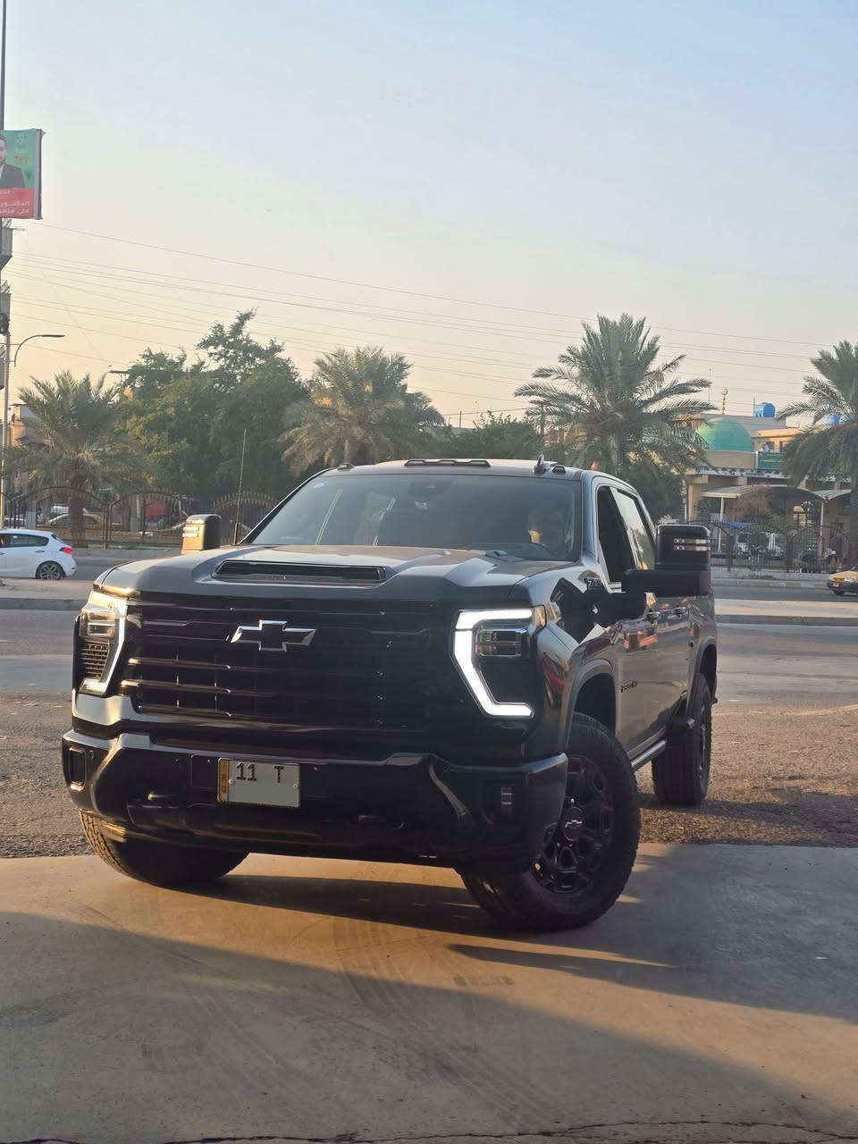 سلفرادو 2024 حجم 2500hd z71 ltz نسخه خاصه الشكل الجديد محرك 8 سلندر 6600تربو ديزل
سلفرادو  مواصفات خاصه من الشركه طلب خاص استيراد خليجي 
ماشيه 22 الف كيلو  لون اسود رقم بغداد هزه وسنويه جديده باسمي 
مواصفات 14 كامره 
اناره محيطيه 
دواسات كهرباء 
لايتات ترحيبيه امامي وخلفي 
نظام تعليق FOX 
تايرات جبلي جديد تخم 
ويل high gloss 20 من الشركه تخم
داتا شو بالجامه الاماميه 
مرايه وسطيه شاشه كامره 
كشنات تدفئه تبريد كل الكشنات والستيرن 
دخول ذكي اناره z71 محيطيه 
مري جانبيه ذكيه تطول وتقصر 
كامرات محيطيه ورادارت تحديد سرعه وتحذير تظهر بالداتا 
شاشات دجتل بالكامل 
داخل السياره 3 الوان بيجي واسود وعنابي 
سماعات bose 
فتحه سقف وفتحه جامه خلفيه 
باب البدي اوتوماتيك تنفتح وتنسد دكمه 
كير تعليك  10 نمر 
محرك السياره 6600 تربو 8 سلندر كاز نظام الادبلو يعني بدون دخان وريحه 
بيهه قطعتين صبغ 
مكاني بغداد المنصور 
للاستفسار واتساب موجود فقط او ماسنجر 
***********
بيع  
سعر السياره على الخاص او واتساب 
باقي التفاصيل موجوده بالفديو بالمنشور
