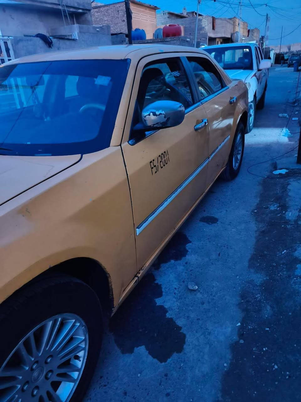 سلام عليكم.... اوباما موديل 2007 معلايه2010 
اريد مراوس بخصوصي.....مصفره هئيه وغرامات
شرط شرط شرط التحويل 
رقم سنويه جديد
مكينه وكير وكهرباء تبريد ثلج كله جديد
مكاني بغداد مدينه الصدر 
***********
