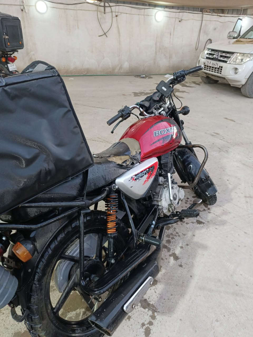 سلام عليكم بوكسر مديل ٢١ لو ٢٠ماعرف بيهن للبيع مكاني بغداد الكاظمية السعر٧٠٠وبيها مجال رقمي *********** او مراوس بيراني
