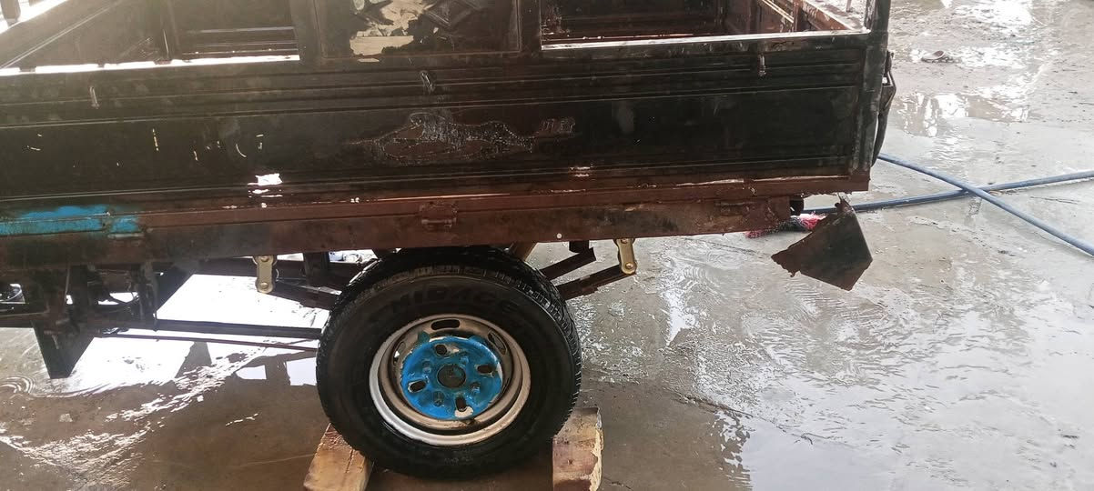 السلام عليكم ستوته للبيع مكان بابل السعر 550 بيها مجال محرك نضيف  ما مفتوح كيرنضيف مكان بابل وراء جامعه بابل الشراي يتصل وبخير ويتدلل  نقوصات قليله جدا مال جناي كلك ***********
