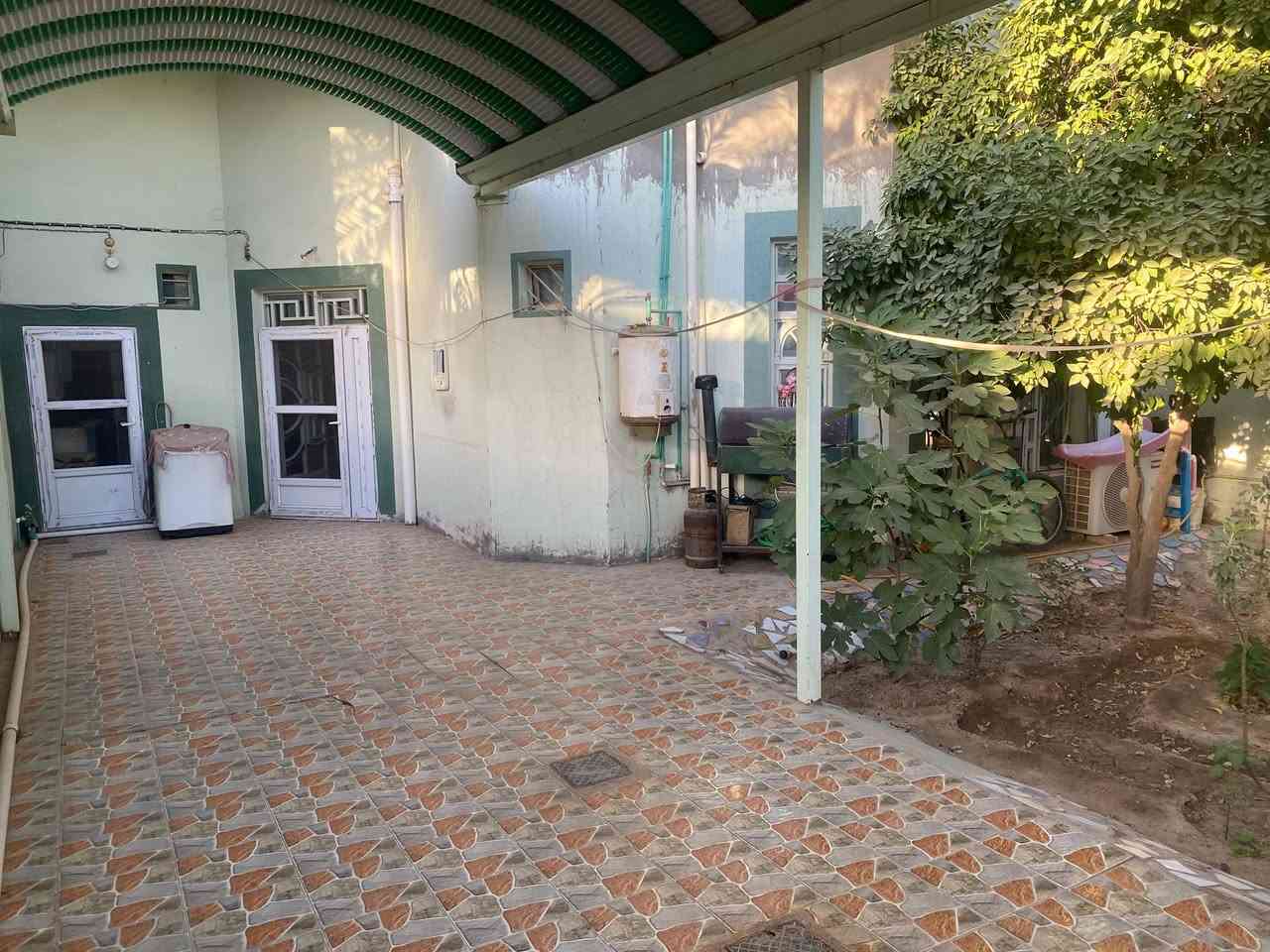 بيت للبيع
المساحه 250متر

الموقع ابو صخير الجمهوري خلف روضة الشروق

طابقين

سويت عدد 2  في الطابق الثاني


**إذا كنت صاحب هذا الإعلان وتريد حذفه لأي سبب، رجاءا أرسل رسالة إلى الدعم الفني**