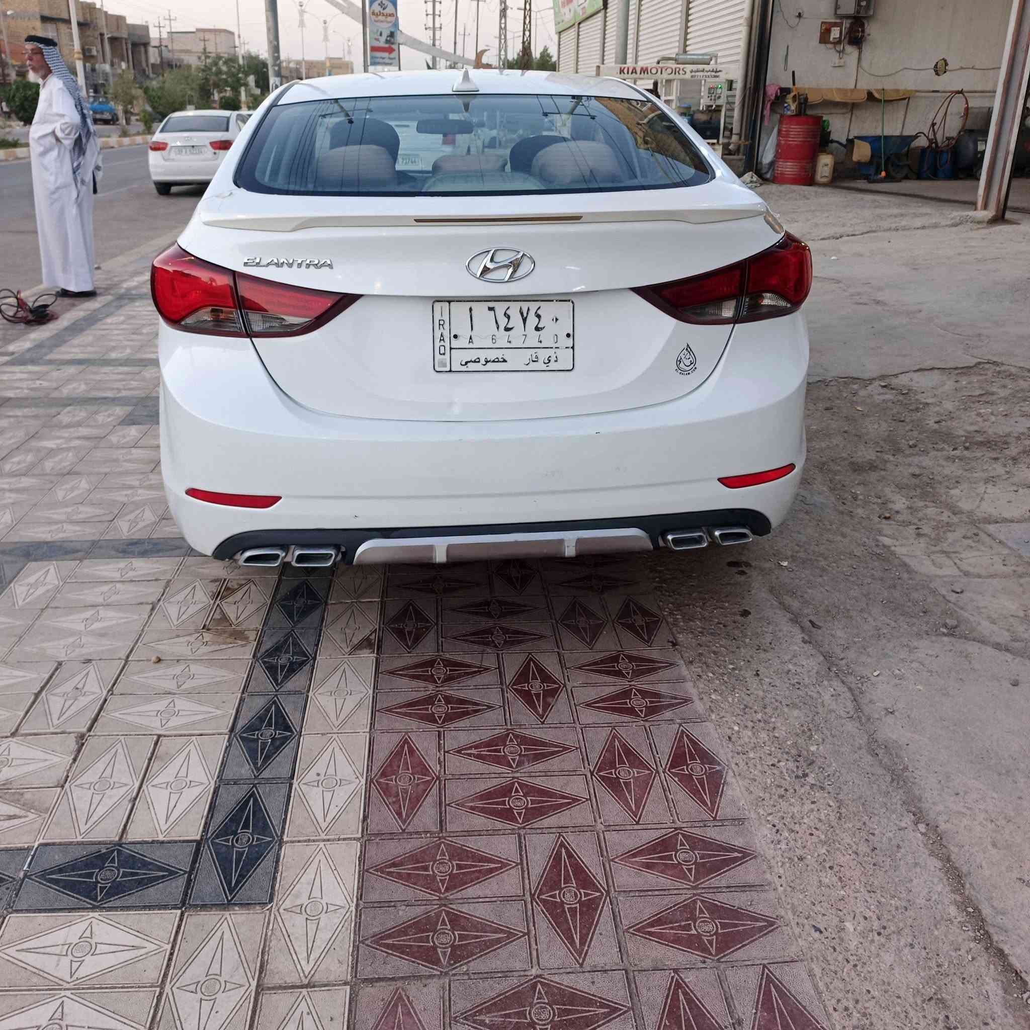 هونداي النترا امريكي  2016
گير ومحرك وحداديه كارتون 
تبريد ثلج خير من الله 
تخم تاير 
غرفتها كلش حلوه 
ماتصرف عليها الف 
وييل بالباكيت 
سنويه لل 29
بيها 3 قطع بدون اي ضرر الاصليات 
السعر 104 وبيها مجال للشراي 
المكان ناصريه مركز 
***********
