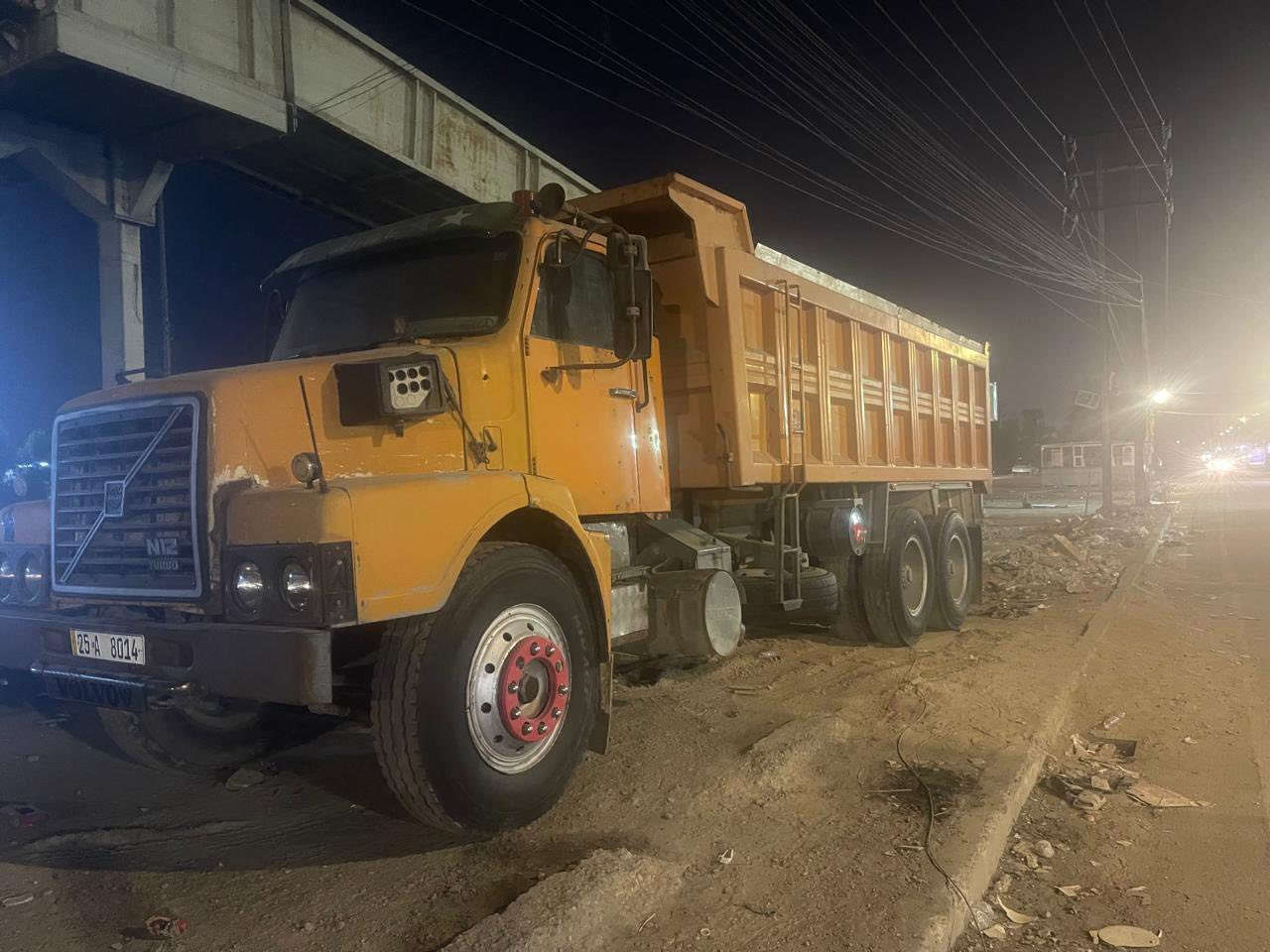 السلام عليكم
فالفو لبيع موديل ١٩٨٢  سياره جاهزه من كل النواحي. كير 4بل 4 مكينه ان جي  سياره بلاديه   سياره خير من الله الاستفسار الرقم ***********
