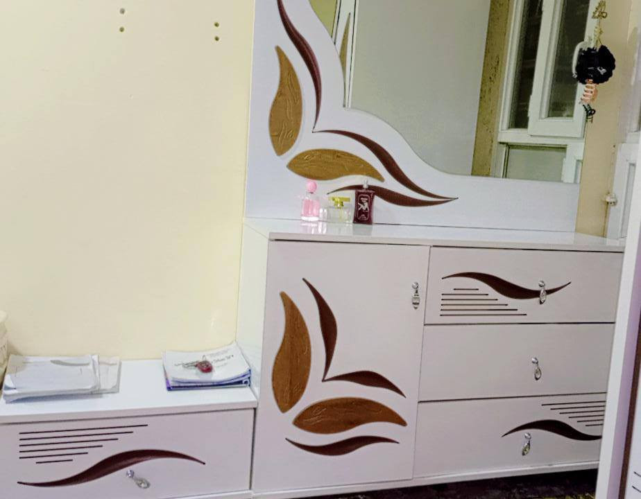 غراض للبيع غرفة نوم نظيف 350و بي مجال
عنوان كركوك دروازة 
‏‪***********‬‏
