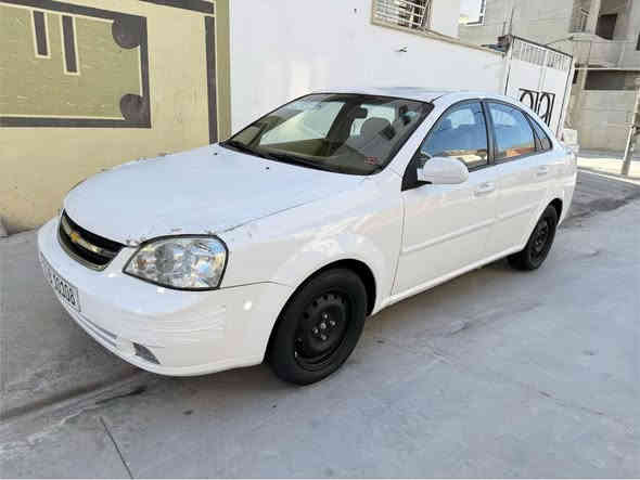 السلام عليكم .. سازوكي فورنزا موديل 2006 بغداد مشروع وطني بأسمي رقم (( مميز )) انگليزي سنوية جديدة 2030 هزة  جديدة كير محرك مكفولات صدر جديد كهربائيات شغالة تبريد ثلج مصبوغة حزام جمالية , قمارة تكم شواصي مكفولات بدون صبغ ،، السعر 57 ورقة وبيها مجال بسيط للطيبين . 
***********
