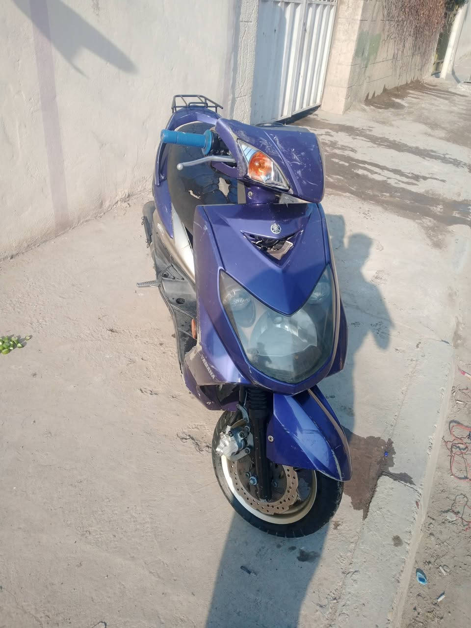 السلام عليكم 
سكنس فحل نوزل طلاعات
مكينه بلاديه مفتوحه بس ناعمه 
شلعه ومعدل فول 
بيه كلج خلفي رياضي 
كهربائيات كامله نكره سلف 
٥٥٠ وبيه مجال لشراي 
***********
