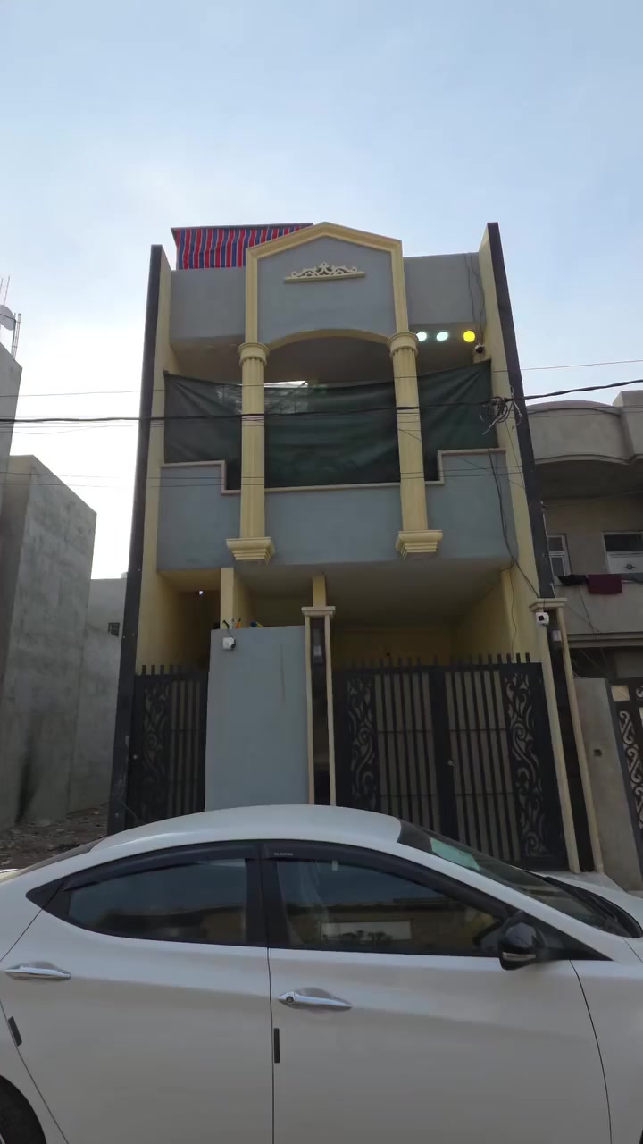 #دار_استثماري_للبيع
#الوارد_الشهري ٥٥٠ الف
#الموقع حي السماح السياسيين قرب المدرسة الكويتية
#المساحة ١٠٠م٢ 
يتكون الدار من طابقين معزولين عزل تام 
#ط١ استقبال وهول ومطبخ وصحيات وغرفتين نوم 
#ط٢ كذلك 
______________________
للاستفسار الاتصال على الارقام:
☎️***********
☎️***********
أو زيارة مكتب منازل للعقار حي السماح سايدين الاركان قرب مول القمة 

#موقع_المكتب 9688+PG6 الموصل
