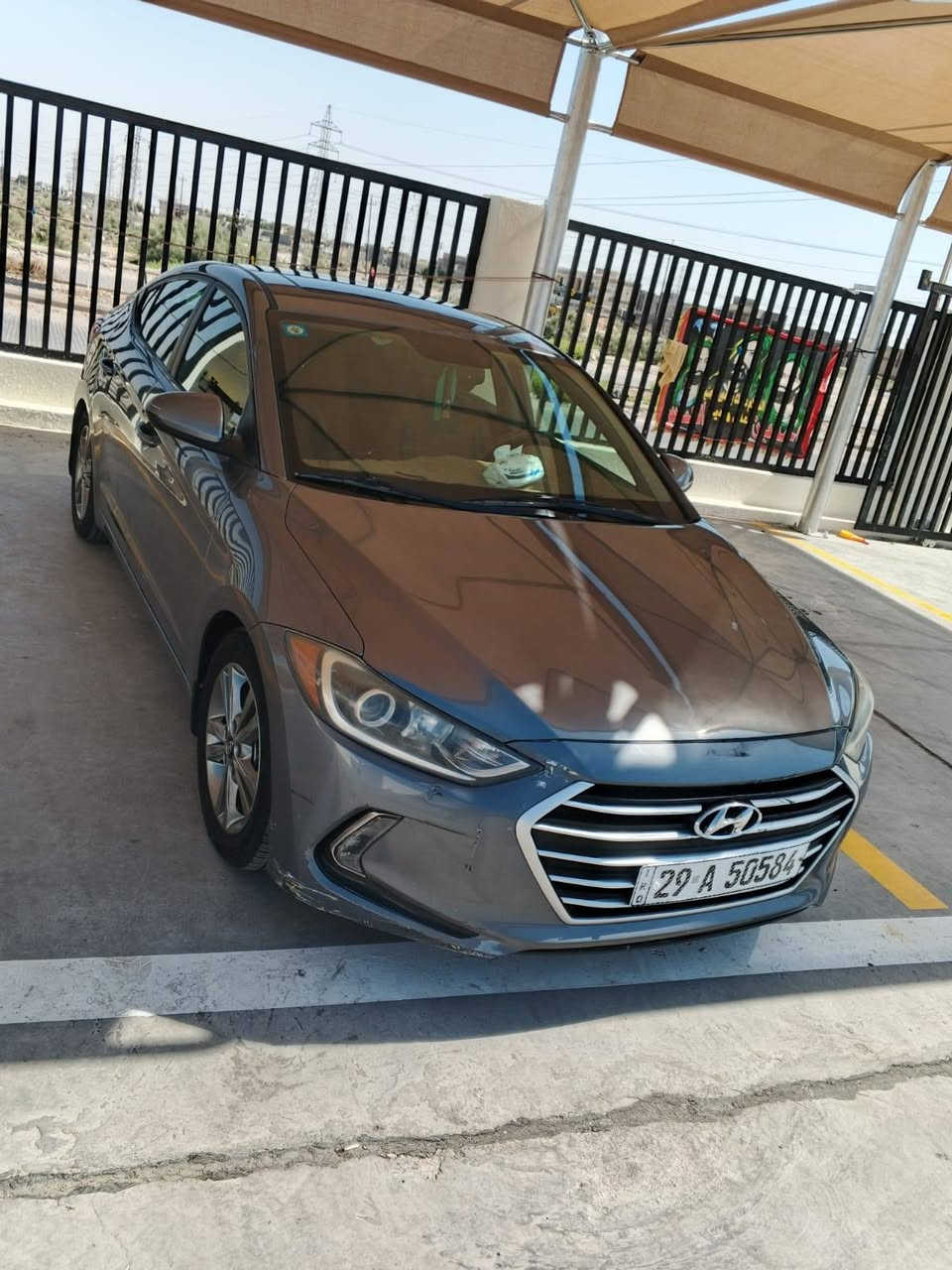 السلام عليكم 
النترا 2018امريكي بيه منضومة غاز مكينه 2000 دوش فول مواصفات ماشيه 80000ميل حادث موضح بالصور مكينه مجفته مابيه لاتنقيص ولاتبخير رقم واسط بأسمي
للتواصل ***********
