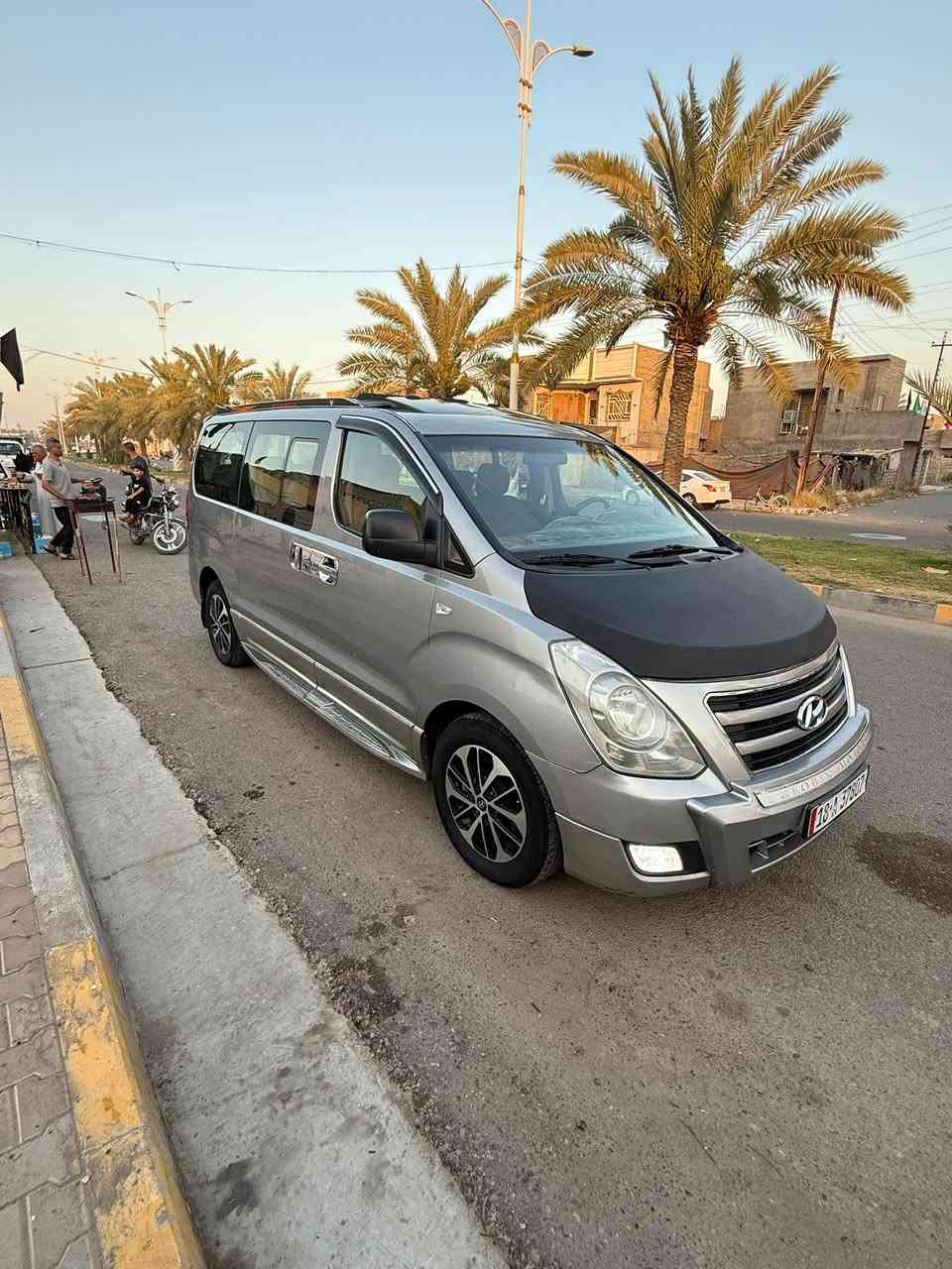 السلام عليكم استاركس 2015 مسكر مجول اصل 
ملكي فول VIP فتحات ثنين 
بيهه صبغ جاملغ خلفي كوريا وجاملغ امامي اثر شخوط بس رش بدون معجون كامله سياره جاهزه مناقصه اي شي ويل VIP بك لايت 20 
مكان السياره بلد سيد محمد ع
للبيع سياره جاهزه للاستفسار *********** اتصال
