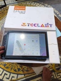 ذاكرة 128 • شاشة 10.1 • كامل ملحقات