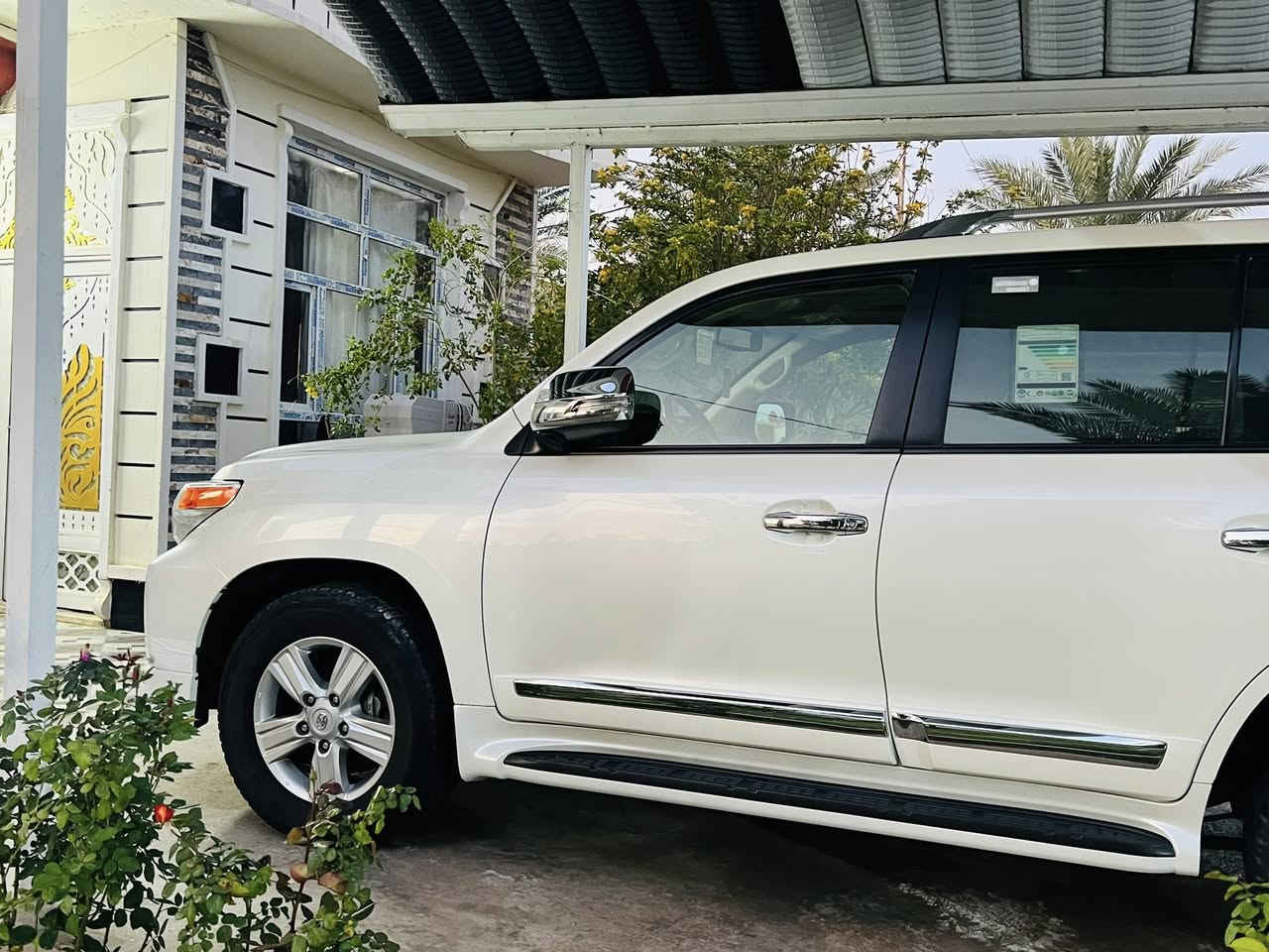 انظــف واجد لاندگــروز2014 سياره مال ضابط ومخزنها بالكراج.
اتكفل السياره من الشخط والرصعه وكلشي وضع الشركه 

ماشيه 31 وضع الشركه البصمه الثانيه ممشغل بيه كتلوكات كبات كاعيات كله مامستخدم شرط زيرو وضع الشركه كفاله حتى من الشخط والرصعه جديده وماكو اختها بشارع وبعد هوايه مواصفات ….يعرفونها الجنايه ميحتاح  اذكرهم
السعر 5$ وبيها مجال للمشتري مكاني بابل 
السياره رقم اربيل نكليزي تحويل او وكاله حاضر
للاستفسار ***********
اخوان مكلف بالنشر  
والي تعجبه السياره يشلع عيوني والي متعجبه لايعلق تعليق سلبي لانه يجبرني ارده رد محلو وميليق بي وكلكم ع راسي
