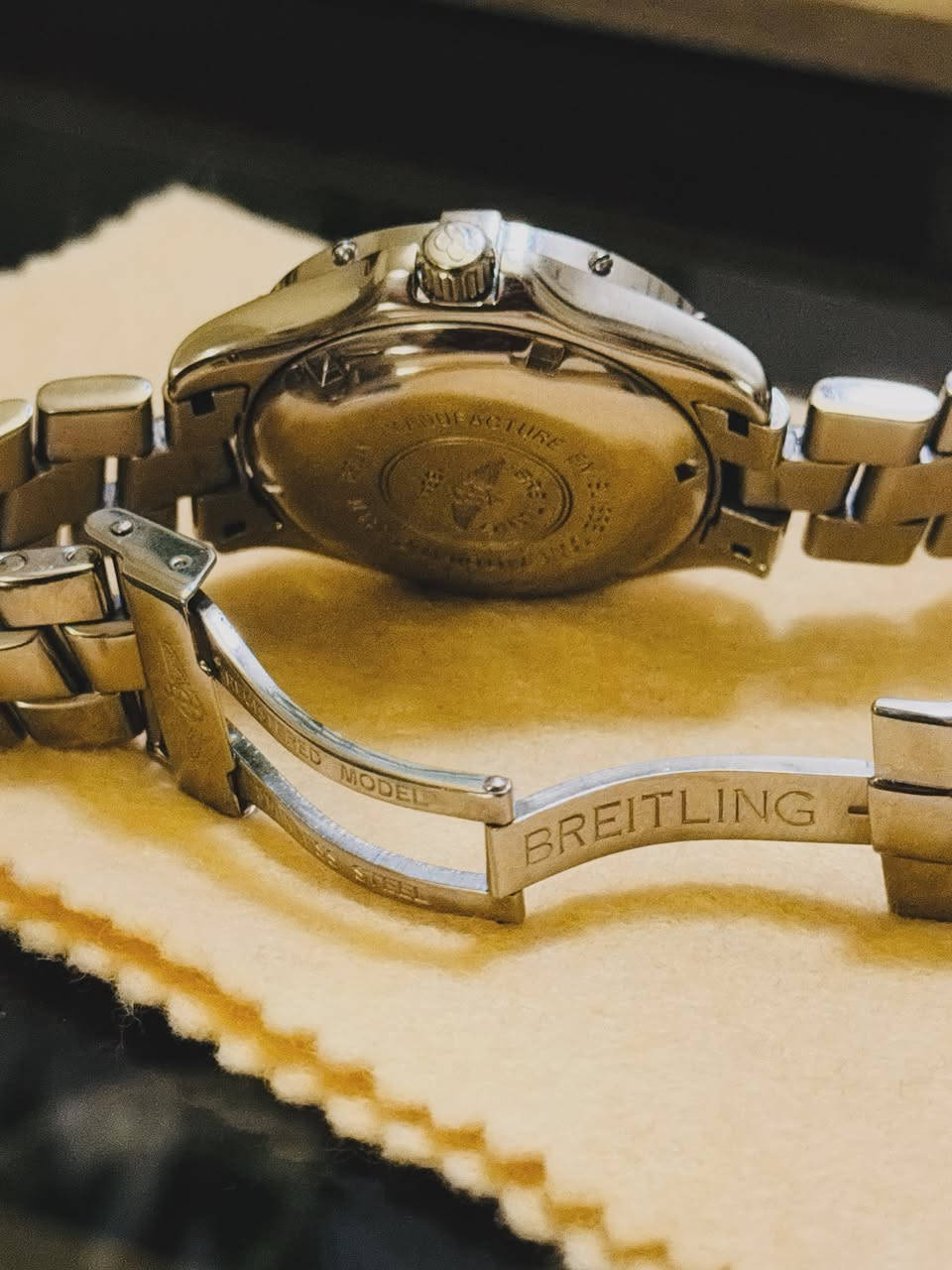 #breitling #switzerland بريتلنك اوتماتك


**إذا كنت صاحب هذا الإعلان وتريد حذفه لأي سبب، رجاءا أرسل رسالة إلى الدعم الفني**