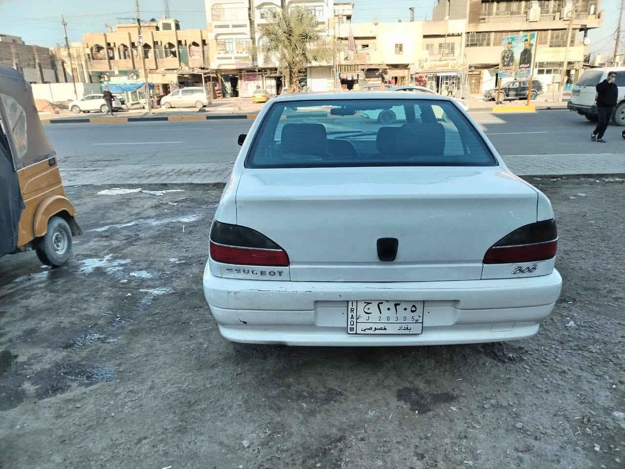 السلام عليكم 
بيجو 306 فرنسي موديل 2001 ماشيه 235بيها بنيد ودعاميات صبغ السياره بسمي عارضها 47 وبيها مجال قليل مكاني البنوك ***********
