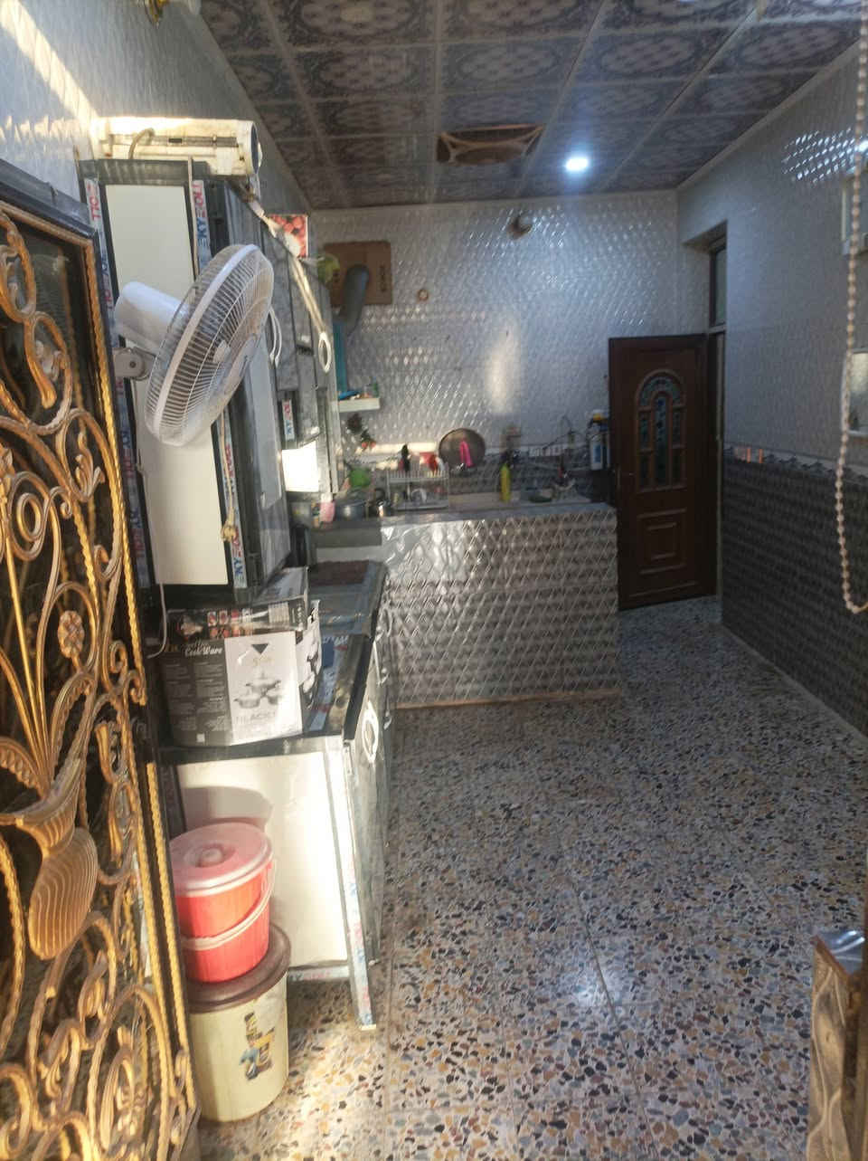 على بركة الله 
بيت طابو صرف موقع البيت كربلاء المقدسة قضاء 

 الحسينية خلف المستشفى الحسينية العام على 

 الشارع الحولي مباشرة بالقرب من مدرسة القرض 

 الصيني #مساحةــالدار180متر بناء طابقين 

 طابوق السقف صب كونكريت مسلح البيت بناء 

 جيد جداً تاريخ بناء الدار 2022 تفاصيل الدار 

 استقبال خارجي غرفتين الطابق الارضي و غرفتين 

 طابق ثاني المطبخ جدران سيراميك وارضيه كاشي 

 الطابق الارضي والطابق الثاني بورسلين بحتوي 

 الدار على اجازة بناء رسميه  #ملاحظة كافة الخدمات متوفره 

وما يميزنا هو ذكر السعر و المقابلة مع صاحب 

 العقار مباشرة 
 
سعر البيت #160مليون قابل لتفاوض والاستفسار 

 اكثر يمكنكم مراسلت الصفحه او الاتصال برقم 

 *********** والاطلاع على باقي العروض 

 يمكنكم زيارة الصفحه والإعجاب بالصفحة 

 الرئيسية

