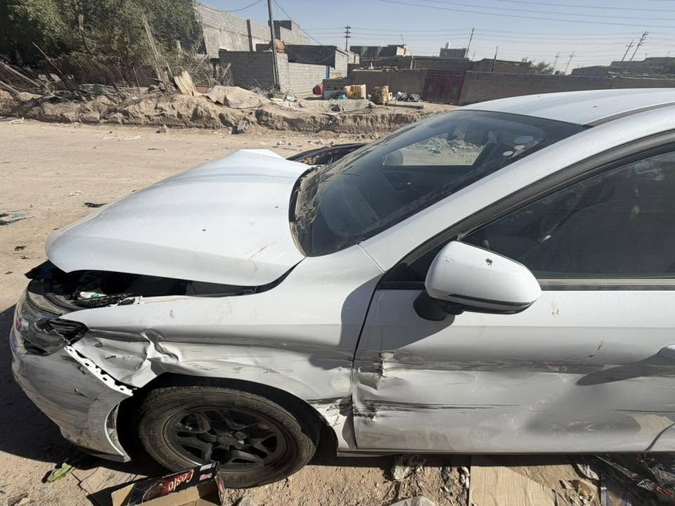 السلام عليكم byd seal 5
بيها حادث ابيع على وضعها
السعر 90 ورقه
السياره ماشيه اقل 4000
العنوان البصرة الزبير
رقم ***********
