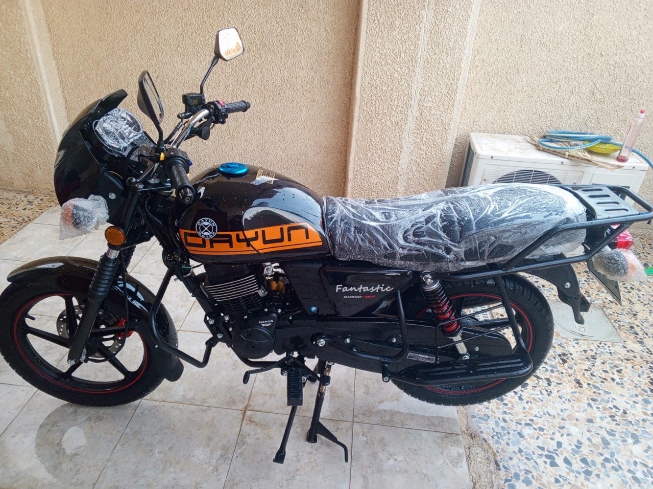 سلام عليكم دراجه دايوان باب اول استخدام شخصي  فول نضافه كفاله عامه من كلشي مكاني بغداد الدوره السعر مليونين 300 أو بيه مجال شي قليل ***********