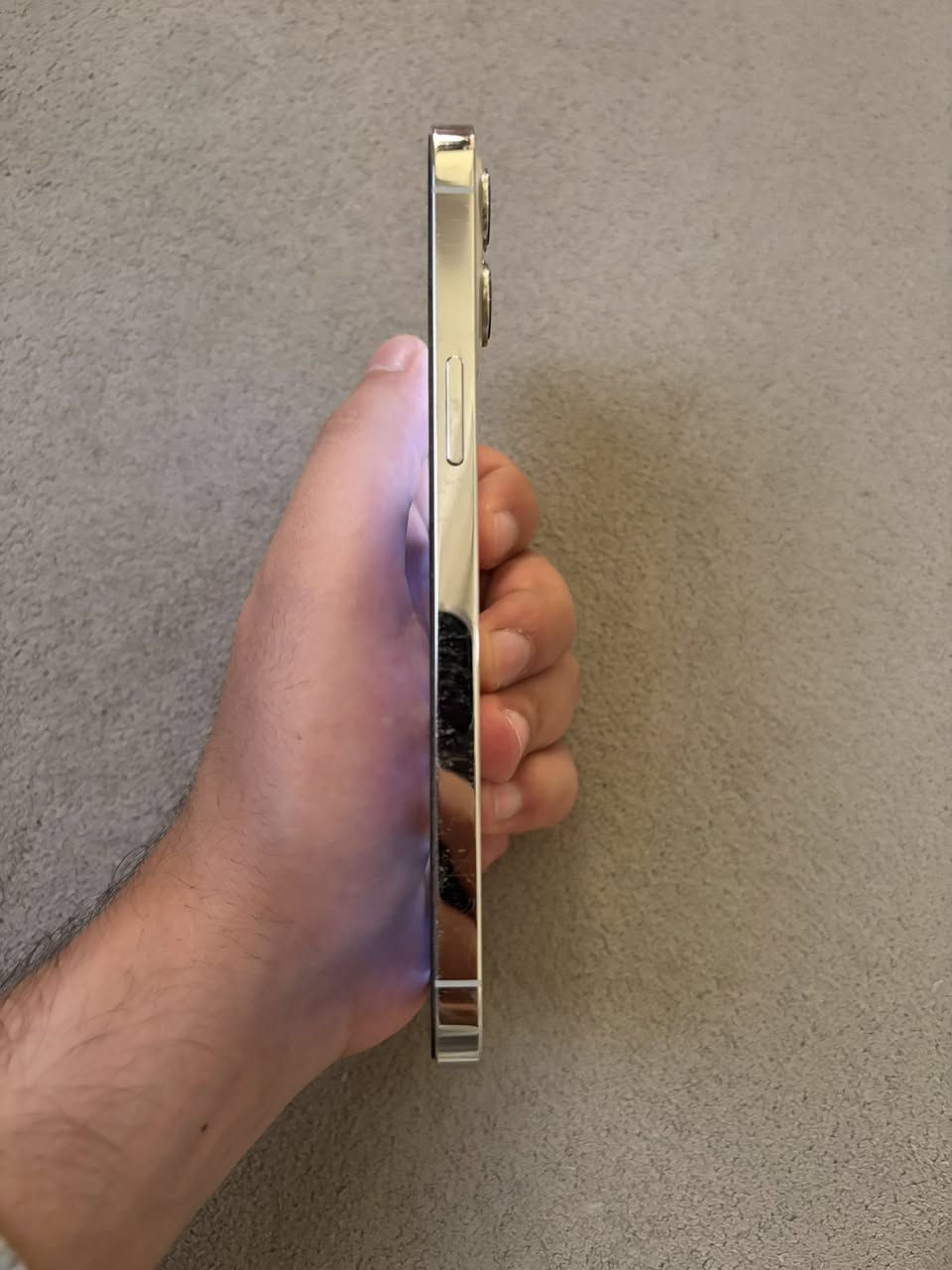 ايفون ١٢ برو ماكس ابيض للبيع
الذاكرة ٢٥٦ البطارية ٨١ 
الجهاز ممفتوح وغراضة كاملة
السعر ٤٥٠ الف


**إذا كنت صاحب هذا الإعلان وتريد حذفه لأي سبب، رجاءا أرسل رسالة إلى الدعم الفني**