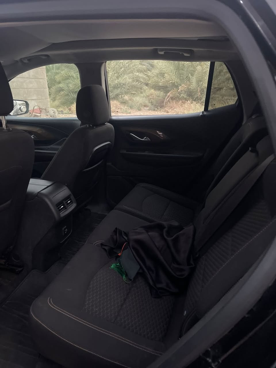 السلام عليكم 
للبيع جمسي تيران ٢٠١٩ السياره ١/١ فول
الحادث / تقرير
المواصفات /
1-محرك 2000 تيربو 
2-فئه SLE
3-فور ويل
4- بصمة أبواب مع بصمة تشغيل 
5-فتحه بانوراما
6-كشنات تدفئه
7-كامره خلفيه
8-تبريد قطعتين أمامي خلفي 
9-شاشه كبيره 
10-تحكم ستيرن جهتين امامي + خلفي 
11-نضام ABS مانع نزلاق 
12-كشن سائق كهرباء 
13-لايت زنون + حاجب زنون 
14-دواخل نظيفه جدا 
15-سايد بريك دكمه 
16-السياره ماشيه ٥٠ الف 
17-تخم تاير جديد
#وباقي المواصفات المعروفه 

سعر السياره ١٣٦ $  وبيها مجال
العنوان /الناصريه
***********
___________________
