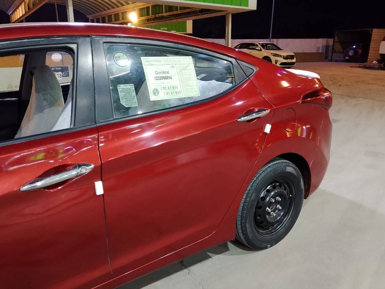 السلام عليكم
النترا 15 ادوات بدون كص السياره مصبوغه حزام جماليه 
السياره جاهزه كير مكينه حداديه تخم تاير دواخل وغرفه جديده 
مكانهه العماره مركز المدينه 
***********
