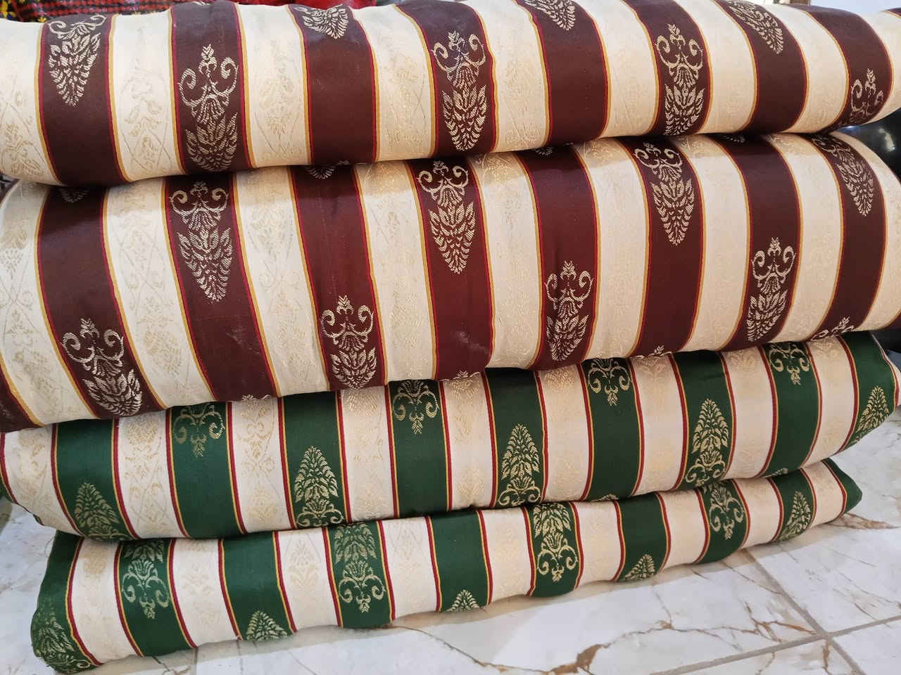 للبيع
الشاري يتفضل خاص


**إذا كنت صاحب هذا الإعلان وتريد حذفه لأي سبب، رجاءا أرسل رسالة إلى الدعم الفني**