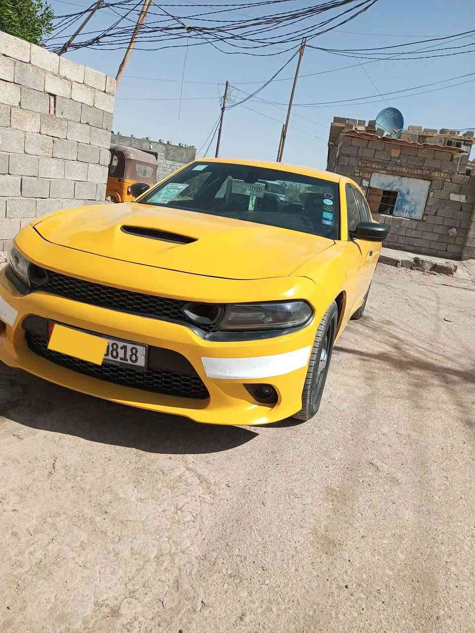 سيارة جارجر موديل 2019 بوليسي مكينه هيمي 5700 منظومه غاز. خطها عماره بغداد سيارة تخم تاير جديد وحداديه كارتون وكير ومحرك كفاله السيارة نظيفه مابيها كل نقص عوزها بس خيالها.مواصفاتها كدامك 
سعرها تصل وتدلل
***********
