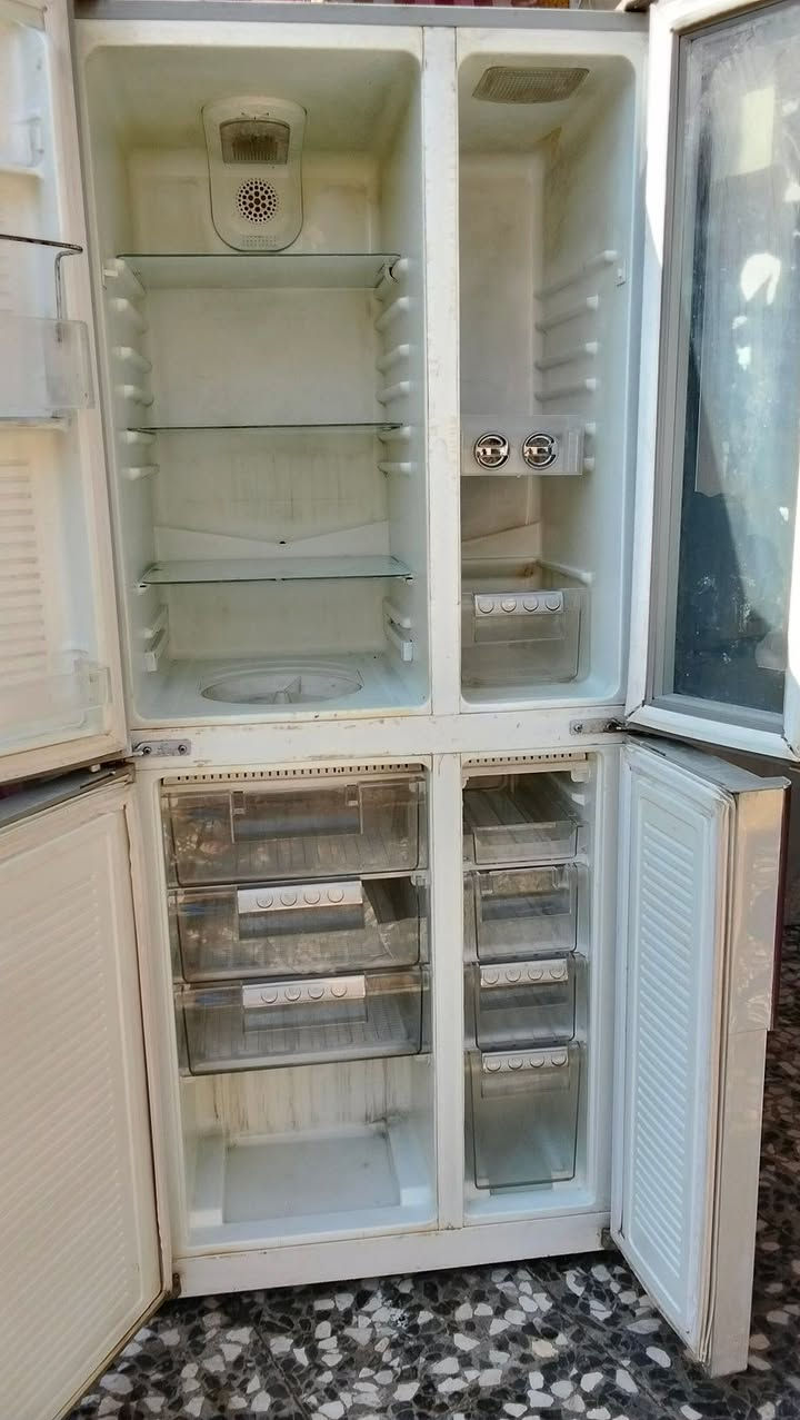 ثلاجه نظيفه وشغاله 30قدم علفحص تجميد فول سعرها 225 مدينه الصدر يوجد توصيل


**إذا كنت صاحب هذا الإعلان وتريد حذفه لأي سبب، رجاءا أرسل رسالة إلى الدعم الفني**