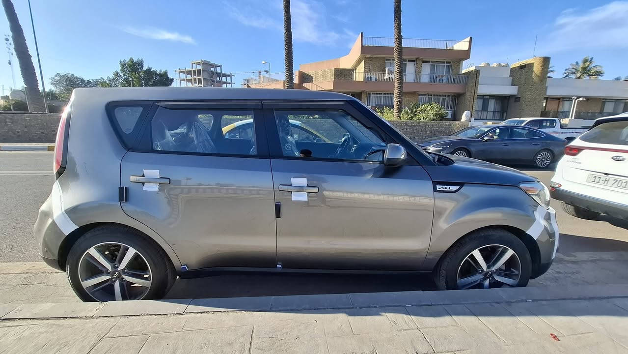 السلام عليكم
Gdiصول ٢٠١٨ مكينة 2000
وارد امريكي رقم اربيل وكالة خاصة السنوية باسم شخص  
(مو شركة)
 كير محرك مكفول و بيهة تكحيل 
ماشية ٧٢
كامرة خلفية
شاشة 
تبريد تدفئة فول
بطارية جديدة
جاهزة للهزة
مكان بغداد الكاظمية
للتواصل  على الواتساب
***********
السعر ١١٨ وبيهة مجال بسيط
