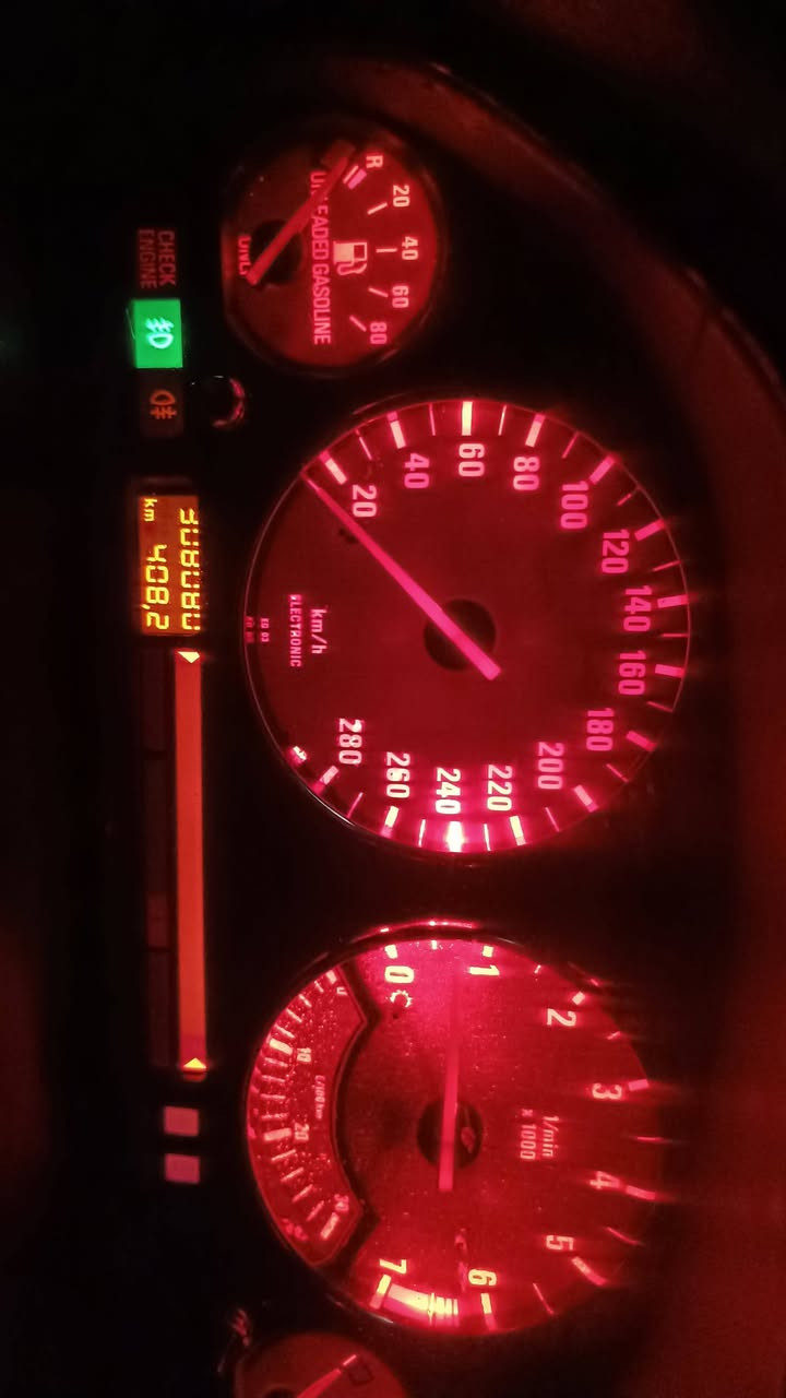 525 گێڕ عادی مۆدێل ۱۹۹۳  تەبرید ساردو گەرم تاقم پێش و دوای کامل مەزبوت کراوە، کامل سێرڤزی بۆ گێڕ و مەکینەو ئەکسل کراوە ، تاقم وایەری٤۱۳ یە ئەکسلی ۳.۲۳ سەیارەکەزۆر بە قوەتە مەکینەی بەشەرتی ۱۰ فیتەر تەنانەت دوکەڵی ڕەشیشی نیه ، سەنەوی و ڕەقەم تازەیە کامل کارەبای مەزبوتەو ئیشەکە ،چرکەو ۲۰۰ دۆلار بشکێنە ،شوێن سلێمانی تاسڵوجە ،
ژمارە موبایل وڤایبەر ۰۷۷۳۲٤۹۱۳۱۳ 
سعر ٦۳ گەڵا


**إذا كنت صاحب هذا الإعلان وتريد حذفه لأي سبب، رجاءا أرسل رسالة إلى الدعم الفني**