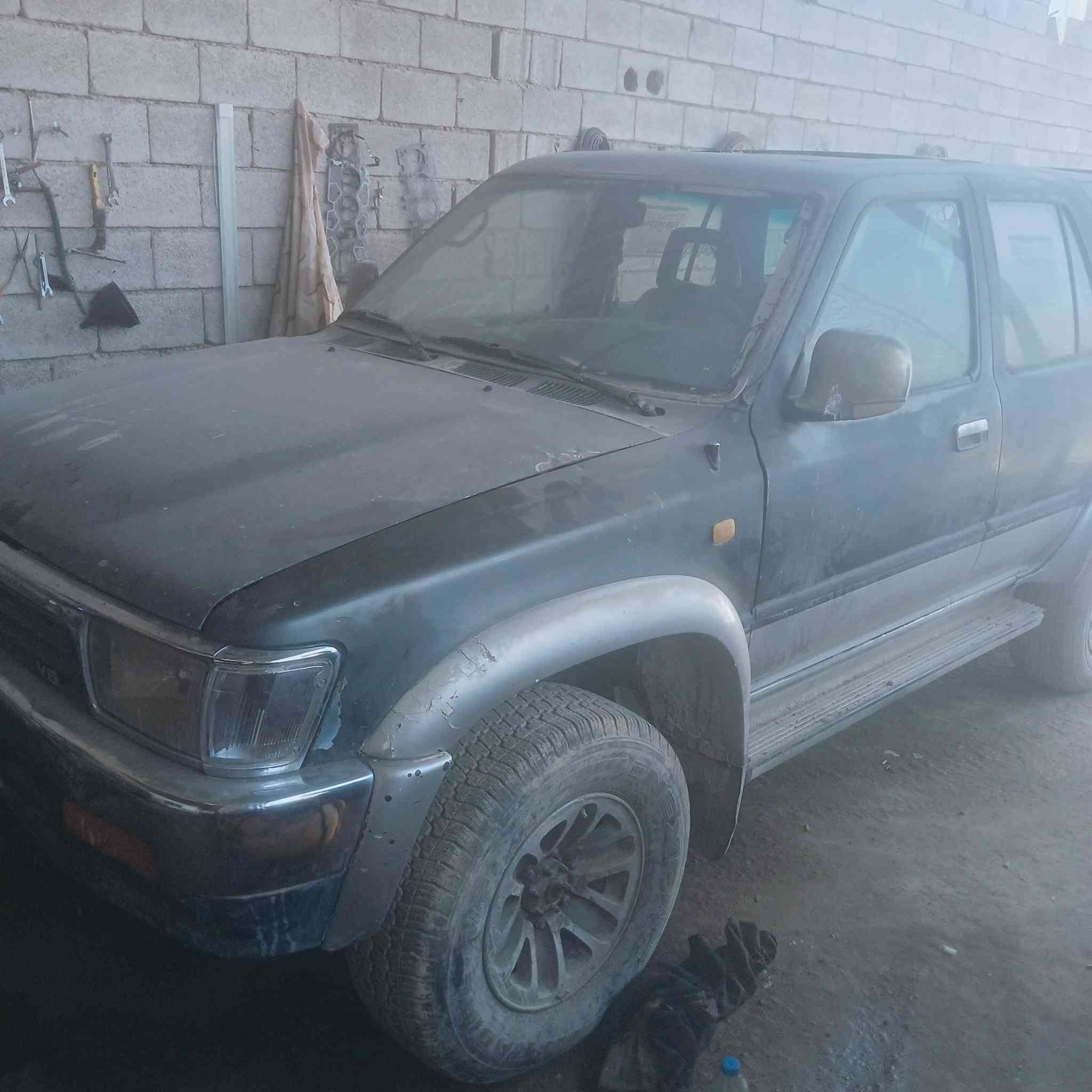 السلام عليكم رمضان كريم عليكم ان شاء الله تيوتا فور رنر موديل 96 السيارة اكسل كير محرك كله تمام الرقم فحص مدفوع الكمرك كامل بس عل تحويل شرط التحويل مباشر السعر 40 وبي مجال للطيبين بس اترجاك لاتعامل بدون ما تجي تشوف رقم الهاتف ***********
