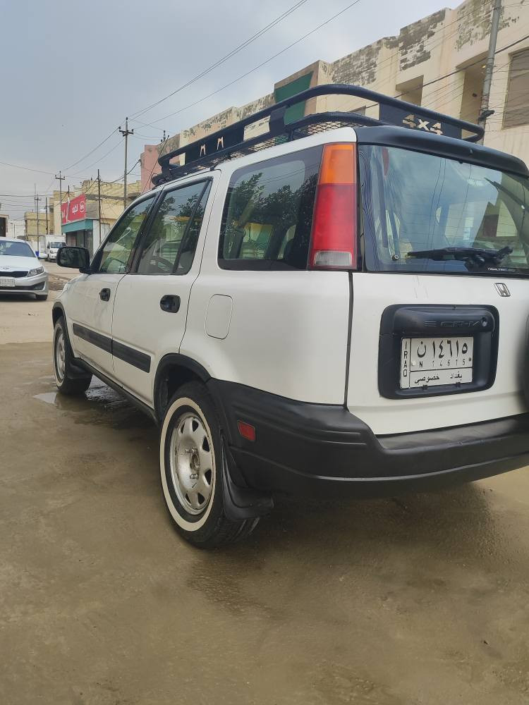 سيارة عائلية عملية ومريحة، اعتمادية ومعروفة بقوة تحملها.

🔹 الماركة: Honda
🔹 الطراز: Honda CR-V
🔹 الموديل: 2000
🔹 ناقل الحركة: أوتوماتيك
🔹 الوقود: بنزين
🔹 الحالة: ما بيها حادث
✨ المميزات:
✔️ تبريد شغال ❄️
✔️ إطارات بحالة جيدة
✔️ سيارة نظيفة وجاهزة للاستخدام
✔️ مناسبة للعائلة والسفر

💰 السعر: 5,200 دولار (قابل للتفاوض بالمعقول)

📍 الموقع: بغداد - الدورة - شارع الصحة 

📞 للجادين فقط – الاتصال أو مراسلة خاص
   
      *********** 

      *********** بغداد, العراق
