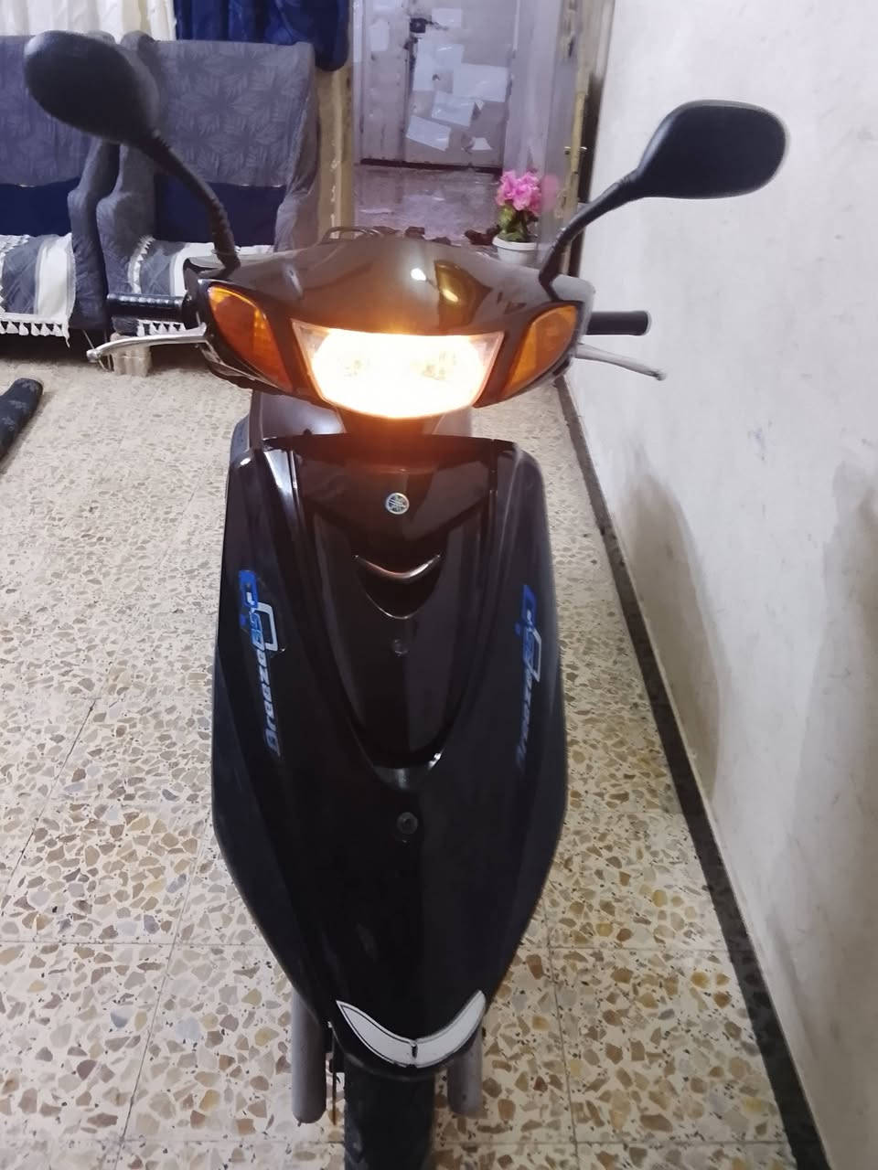 اكزز ياباني سكليتر خطين كله شغاله اي نقص مابيه نضافه فول دراجه جديدة لوك السعر ٦٥٠ بغداد المشتل ***********
