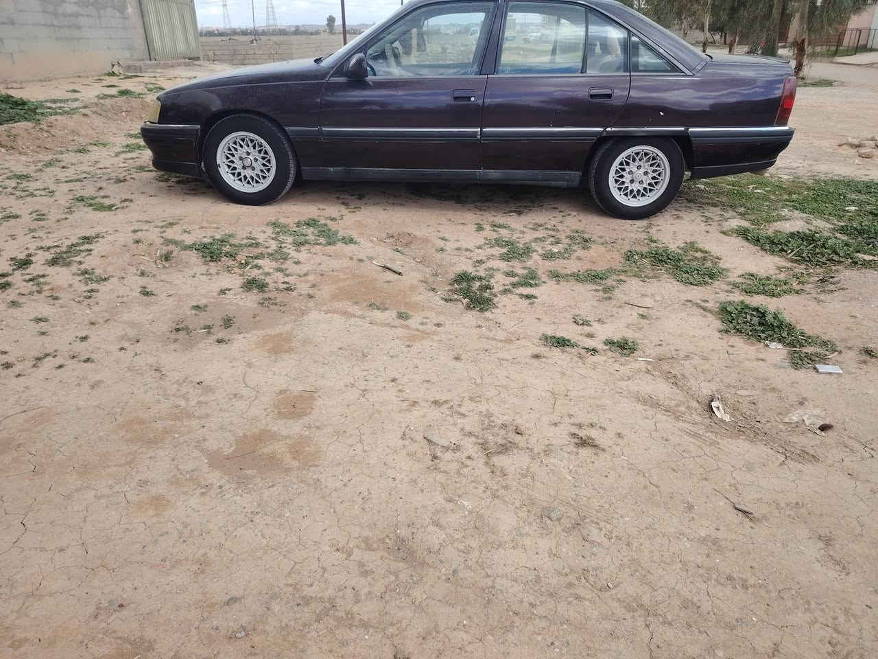 اوبل اوميكا 93 كركوك رقم جديد بطاقه بانزين بيهه محرك يصرف كير عادي بل شرط صبغ جماليه بدون اي ضربه او معجون  بلاديه السعر 38 بيهه مجال مكان كركوك ***********
