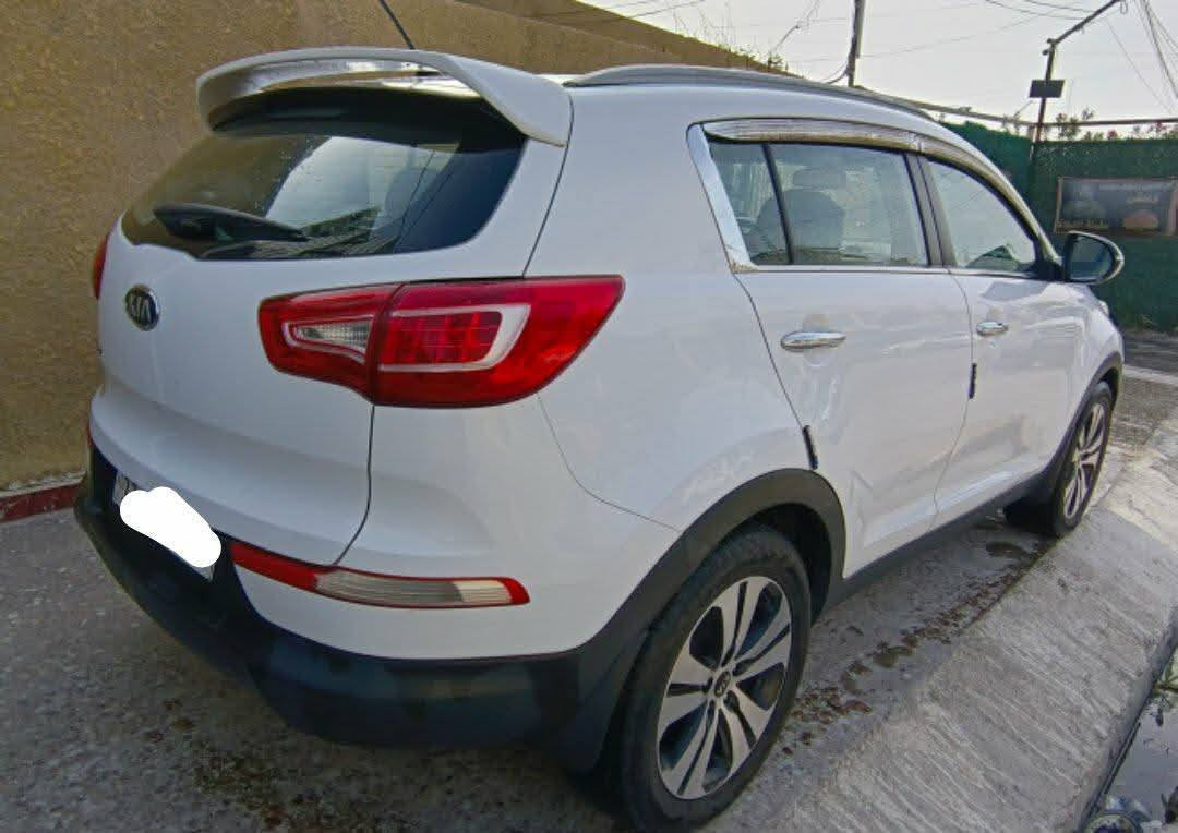 سبورتج ٢٠١٣ خليجي رقم بغداد المكان بغداد
كفاله من صبغ ما عدا كارت منطقه صغيره في الباب الخلفي تبريد كير صدر محرك جيد جدا
السعر 145 
للاستفسار الاتصال على الرقم او واتساب  ***********
غير متواجد على النت
