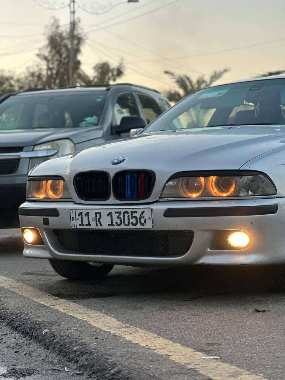 السلام عليكم
e39 535 V8

أنا الشرعي كابون بيها مشروع وطني هزه جديده 

سياره كلها على البلادي بدون حادث صبغ عام فقط كلير بدون اي معجون 

ويل M بلادي 

دعاميه امامي وخلفي M مع حساس كامل 

كشن كهرب وخزن وتدفئة كلها شغال 

بيها تحريكه معدل نار 🔥 

برادات كهرب 

سستم سماعة 🔊 Pw4 من انقه الأصوات 

داش كام (كامره امامي)

شاشه كبيره (كامره خلفي)

تحكم سترين

مثبت السرعه 

منضومه زينول ليد امامي وخلفي بلادي 

سنتر لك بلادي

سلايت  كهرب طكتين جام شوشه 

تلفون +مضخم صوت اصلي

السعر 88 ترهم مراوس حسب القناعه 

***********

الخاص مفتوح
