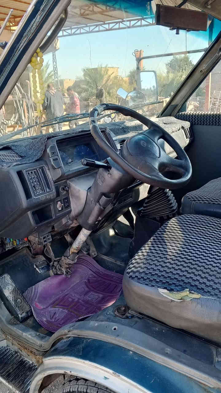 السلام عليكم
كيه بسته موديل 95
سياره رقم انكليزي 
مكفوله شاصي
سياره بلاديه 
تخم تاير 
سنويه لحد30
كشن ستارك 
كل نقص ماكو 
مكان ديالى السعر 60
***********
