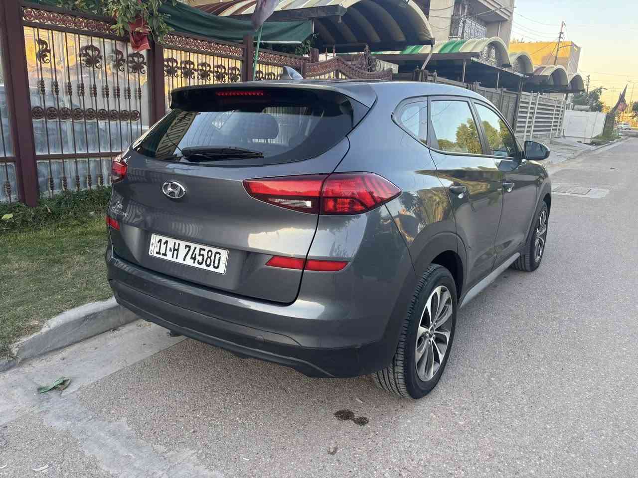 توسان 2019
وارد كندي حادث بسيط صبغ باب سايق فقط

بدون ايرباك 

ماشيه 139 الف كيلو ( 86 الف ميل )

مواصفات 

شاشه كاربلي

شاشة اعطال

كامره خلفيه

تدفئه كشنات اماميه

رادار امامي

حساس امامي

قياده ذاتيه

عنوان بغداد - الزعفرانيه

السعر 170 وبيها مجال 

***********
