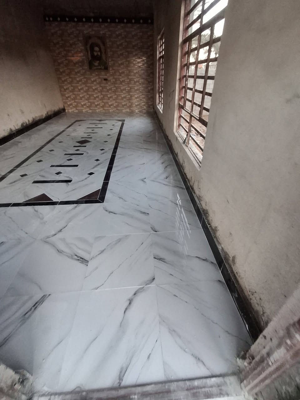 سلام عليكم
خلفه سيراميك بورسلين مرمر اكرانيت كاشي 

متفرغ حالين 

***********

شغل يرضا الله وبو البيت
