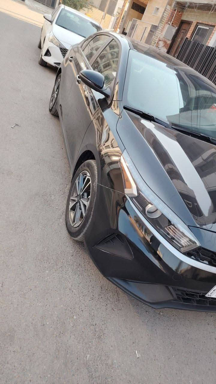 فورتي ٢٠٢٢ اسود وارد امريكي مواصفات LXS رقم اربيل تحويل او وكاله حادثه موضح بالصور بنيد نفسه مصلح ومصبوغ وجاملغ امامي بارد ماشيه ٥٣ ميل السعر ١٣٨ بيه مجال بغداد حي الخضراء
***********
