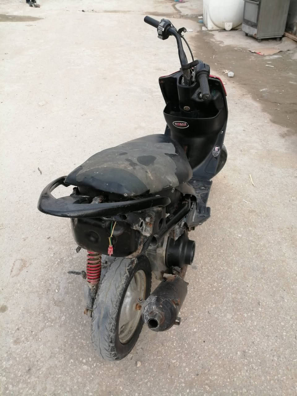 سلام عليكم دراجه ماكس البيع عوزه بس صراصه ريده 200  الف هذه رقمي ***********
