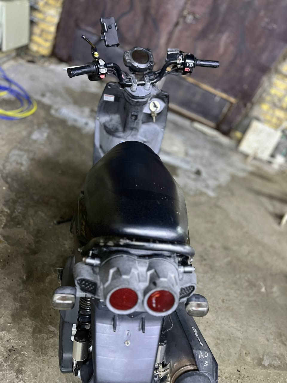 السلام عليكم دراجة سكنس جبلي للبيع شوفت عينك نظيفة ابلادية مكينة ما مفتوحة مال رمبة برغي ما فاتح بيها ب1200 وبيها مجال بسيط 
***********
